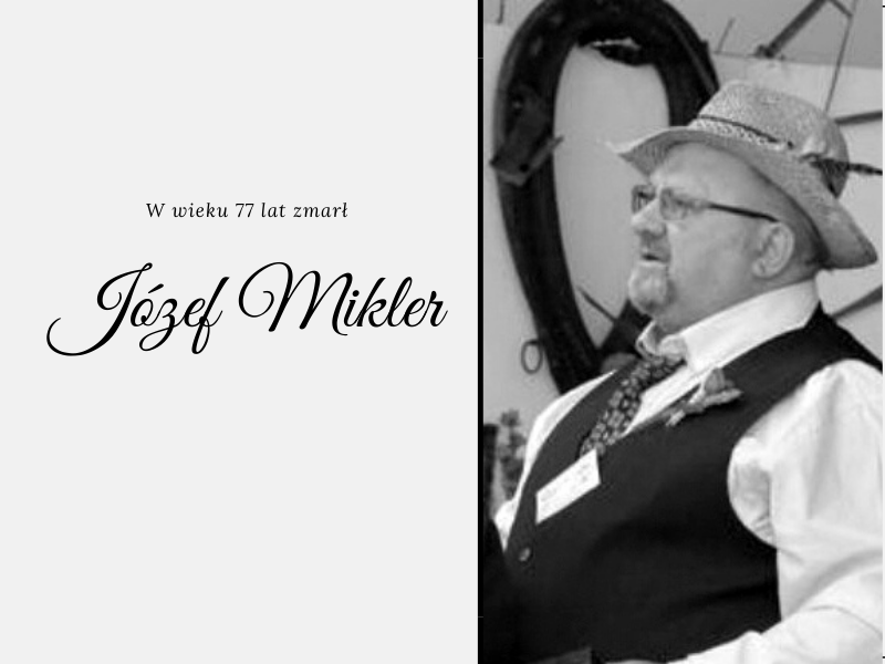 Mężczyzna w słomkowym kapeluszu, w okularach - z boku napis: w wieku 77 lat zmarł Józef Mikler