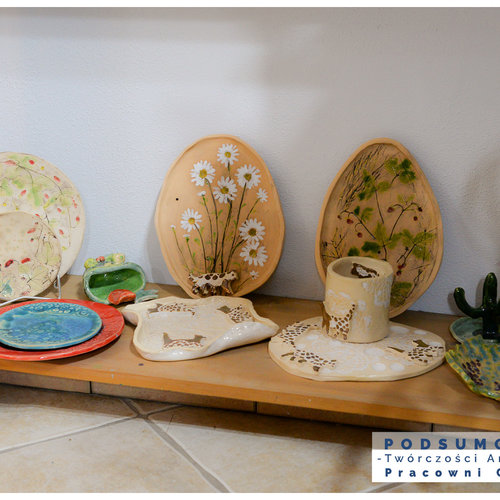 Obraz główny aktualności o tytule Wernisaż wystawy ceramiki w Galerii Sztuki na Zdrojowej 