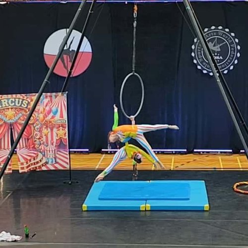 Obraz główny aktualności o tytule Sukces Oliwii Gabrych na Mistrzostwach Polski sportów aerialowych 