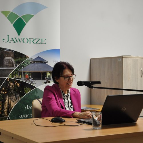 Obraz główny aktualności o tytule Spotkanie z Marią Dąbrowską – patronką Szkoły Podstawowej nr 1 w Jaworzu 