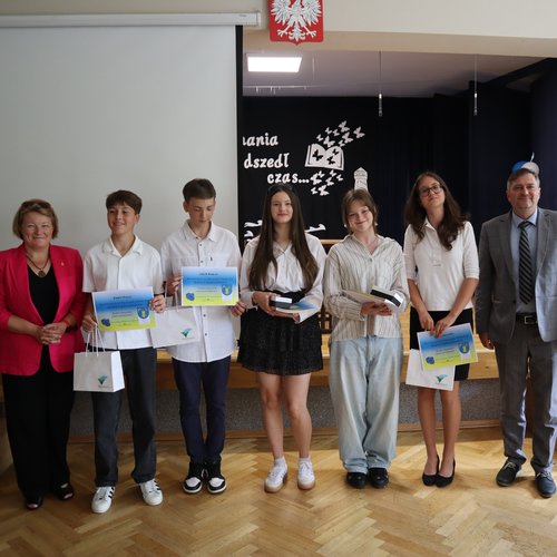 Obraz główny aktualności o tytule Zakończenie roku szkolnego 2024/2025 w Jaworzu 