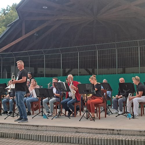 Obraz główny aktualności o tytule Letni koncert Orkiestry Dętej Glorieta w Jaworzu 